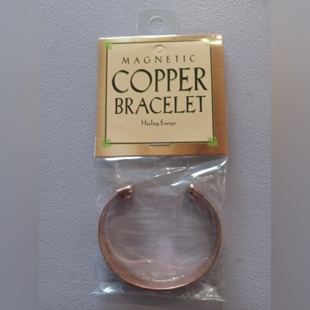 Magnetic copper bracelet